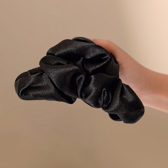 Wholesale Flash pleated grip satin high-end feel, shark clip at the back of the head, simple hair clip, fashionable headwear