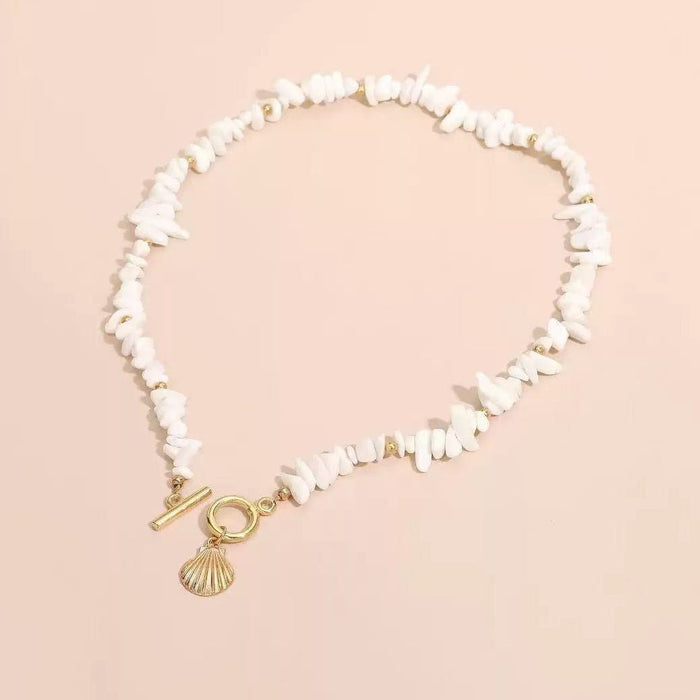 Wholesale Natural crushed stone irregular shell pendant necklace collarbone chain