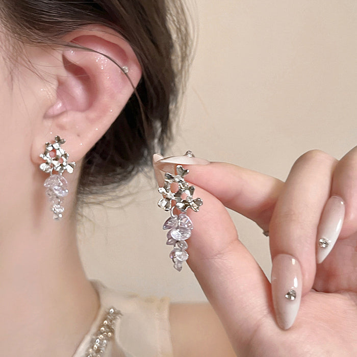 Wholesale Crystal earrings with light luxury, high-end feel, niche design, silver needle earrings