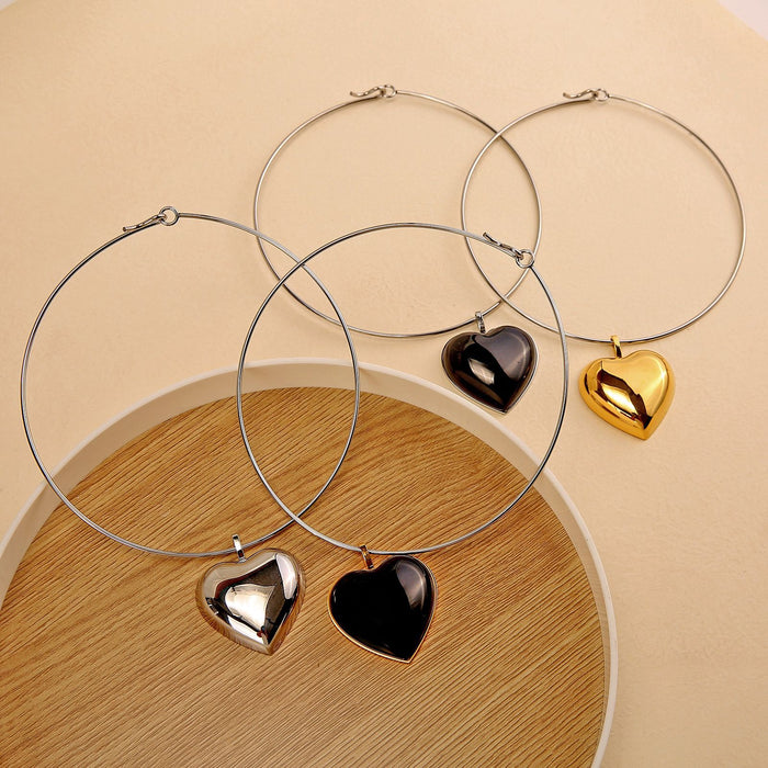 Wholesale Light luxury, high-end, minimalist design, stainless steel heart collar, fashionable commuting collarbone chain