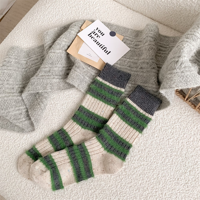 Wholesale Wool striped socks for children, contrasting colors, plush warmth, mid tube pile socks