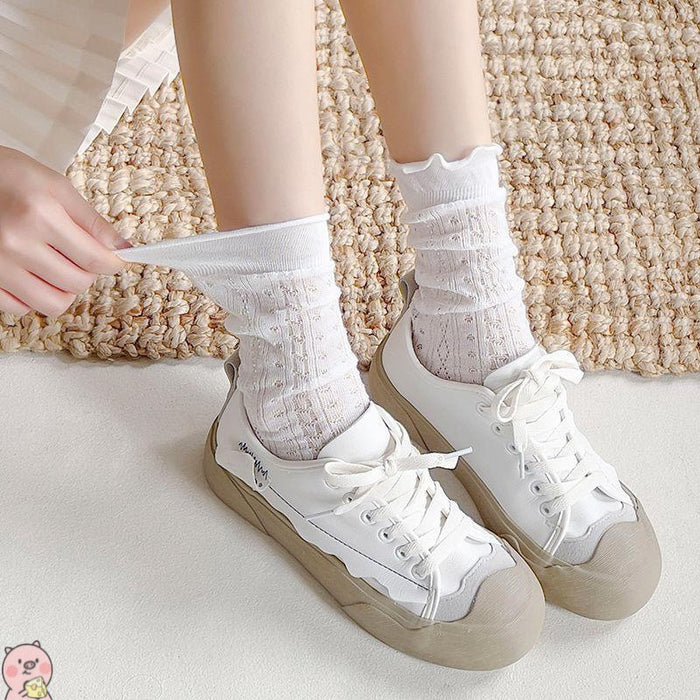 Wholesale Lace hollow socks, mid tube socks, versatile daily lace thin stockings