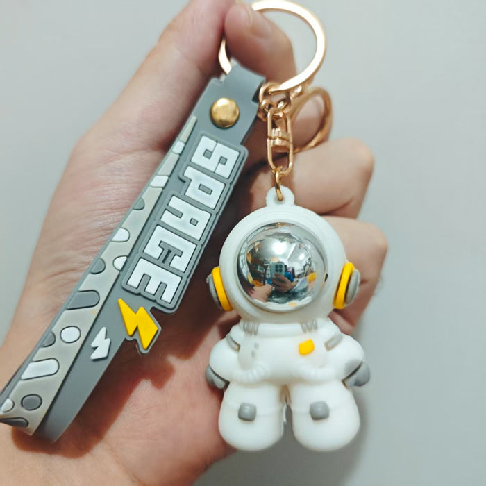 Wholesale Lightning Bear Keychain Bag Car Silicone Keychain Doll Pendant Cute Gift Love Pendant