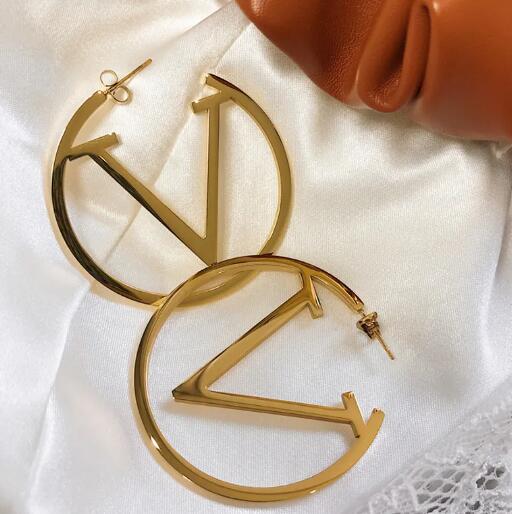 Wholesale Exaggerated earrings, light luxury, high-end feeling, titanium steel earrings, fashionable letters, stainless steel personalized earrings