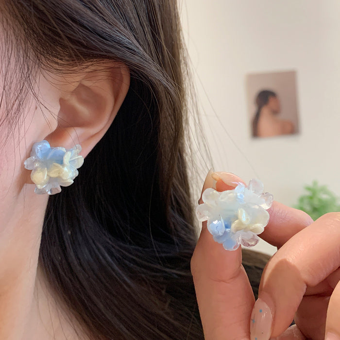 Wholesale Gradient colored resin three petal flower earrings with a sense of design, niche silver needle earrings