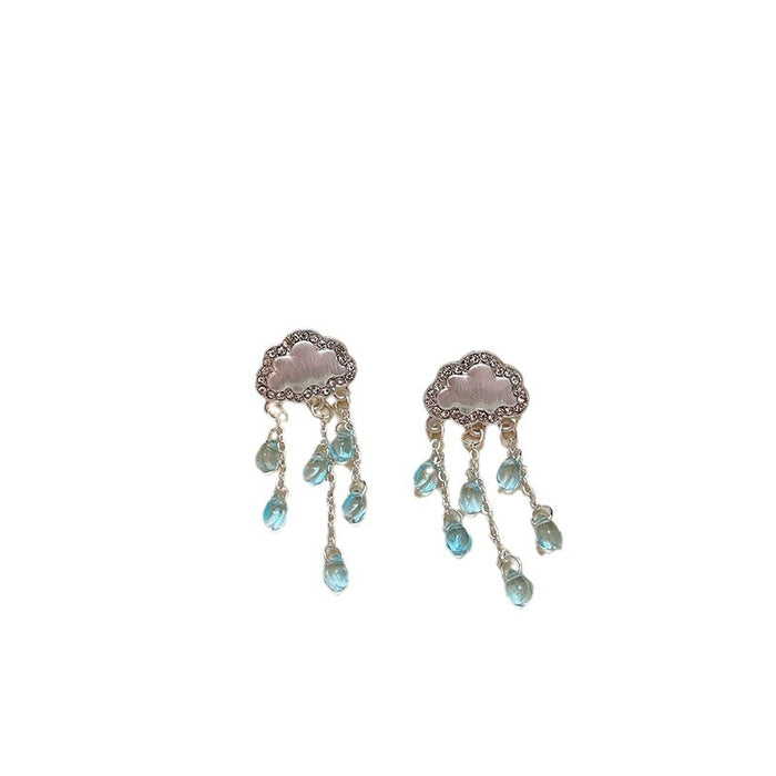 Wholesale Water droplet fringe earrings are fashionable, versatile, and high-end earrings and accessories