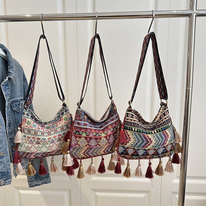 Wholesale Bohemian Tassel Cloth Shoulder Bag - Trendy Street Style for Casual Use