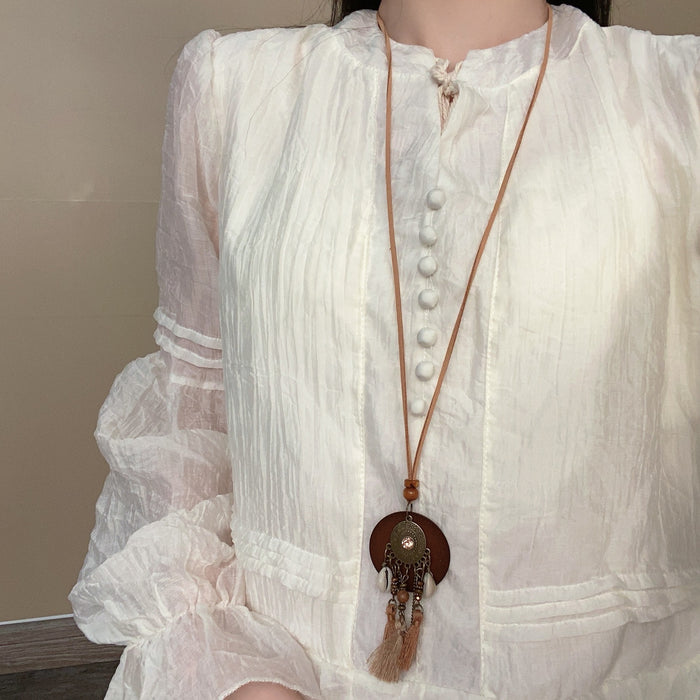 Wholesale Vintage tassel necklace, personalized sweater chain, versatile long collarbone chain