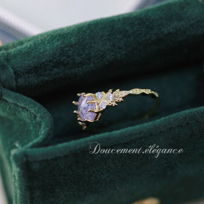 Wholesale Light luxury gold-plated exquisite retro niche fashion ring