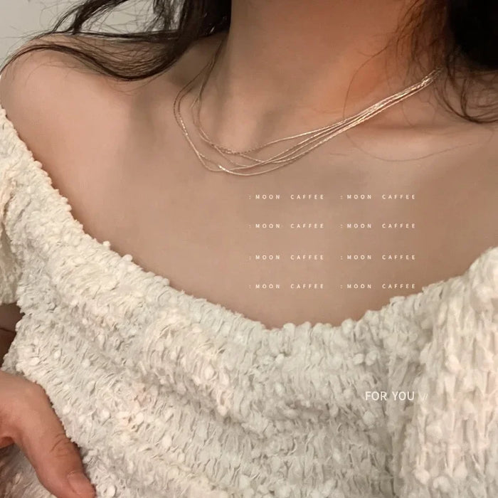 Wholesale Multi layered thin necklace with retro style collarbone chain and neck chain