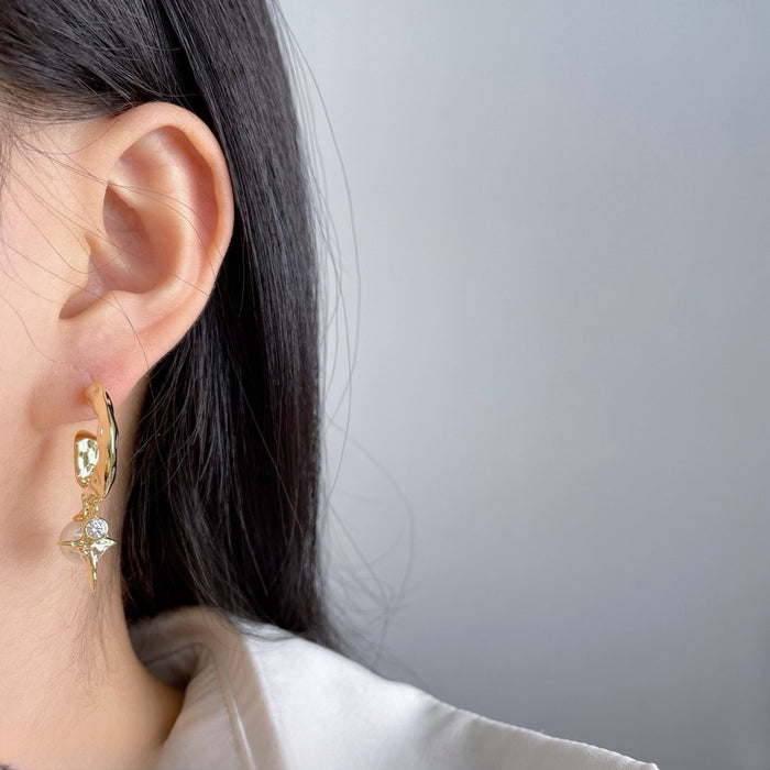 Wholesale Fashionable and minimalist design, pearl earrings, silver pendant earrings, light luxury