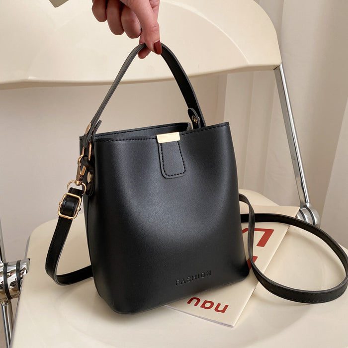 Wholesale Fashionable and popular hand-held crossbody bucket bag