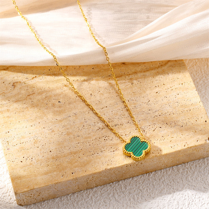 Wholesale Non fading double-sided four leaf clover titanium steel necklace with high-end feel, light luxury collarbone chain accessories and ornaments