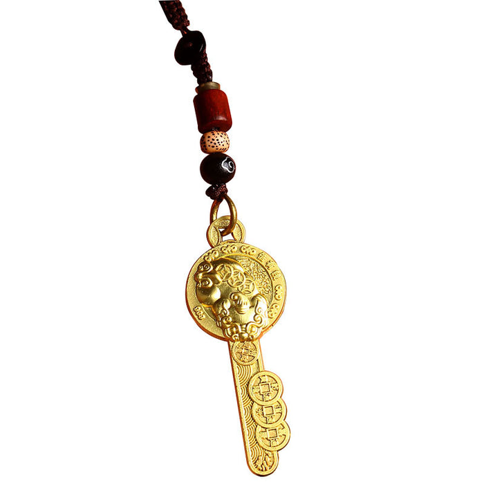 Wholesale Brass vault gold key men's car pendant keychain