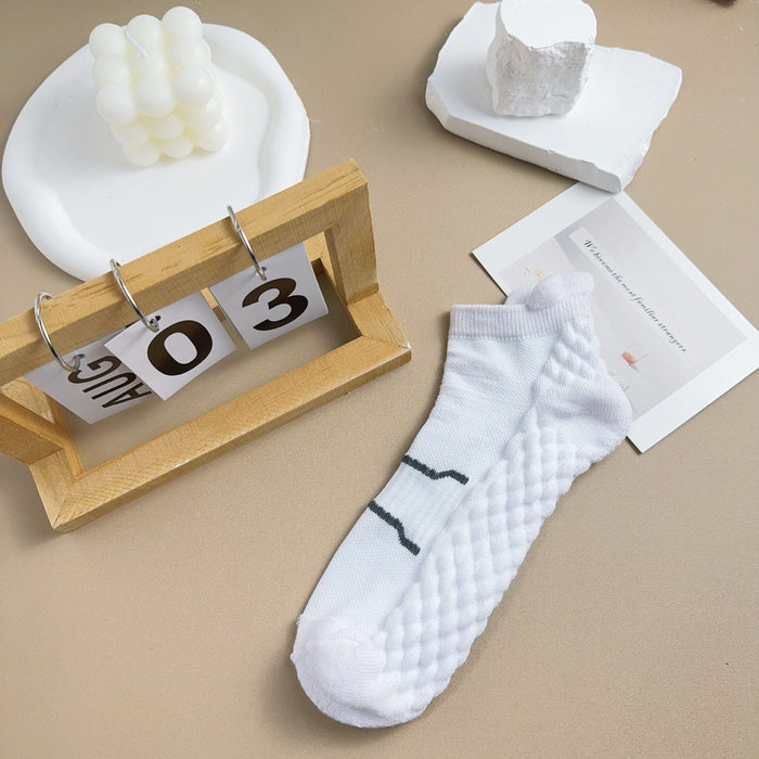 Wholesale Socks massage sole sports short tube socks, sweat absorbing and odor proof basketball socks, mesh sports boat socks