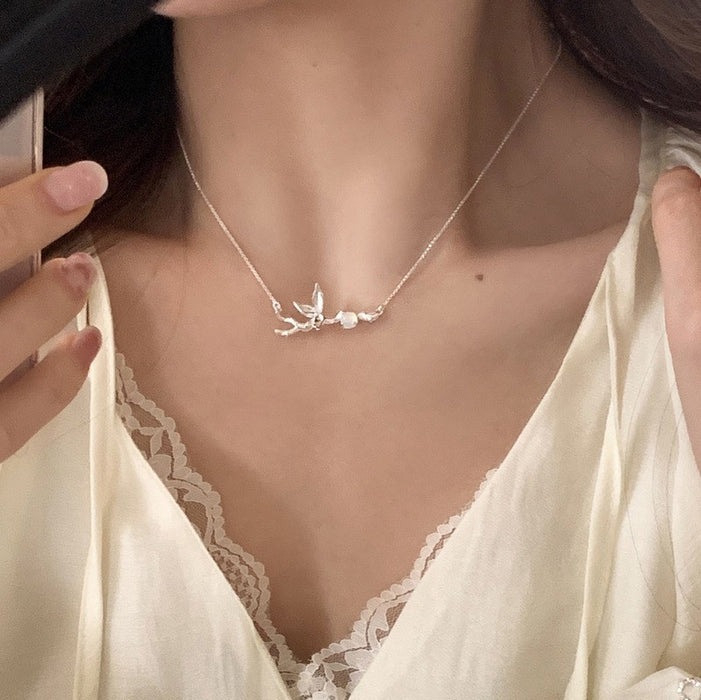 Wholesale  S925 Sterling Silver Butterfly Necklace Gift Female Niche Personalized Pendant