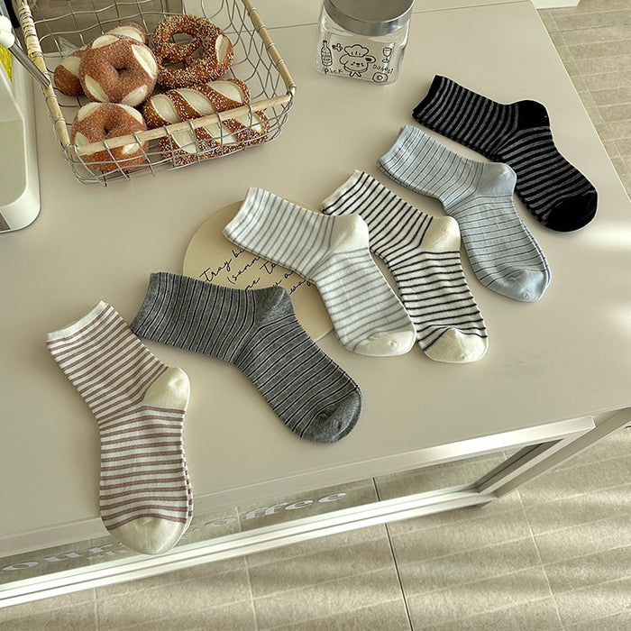 Wholesale Boneless striped socks, mid tube socks, new versatile cotton stacking socks