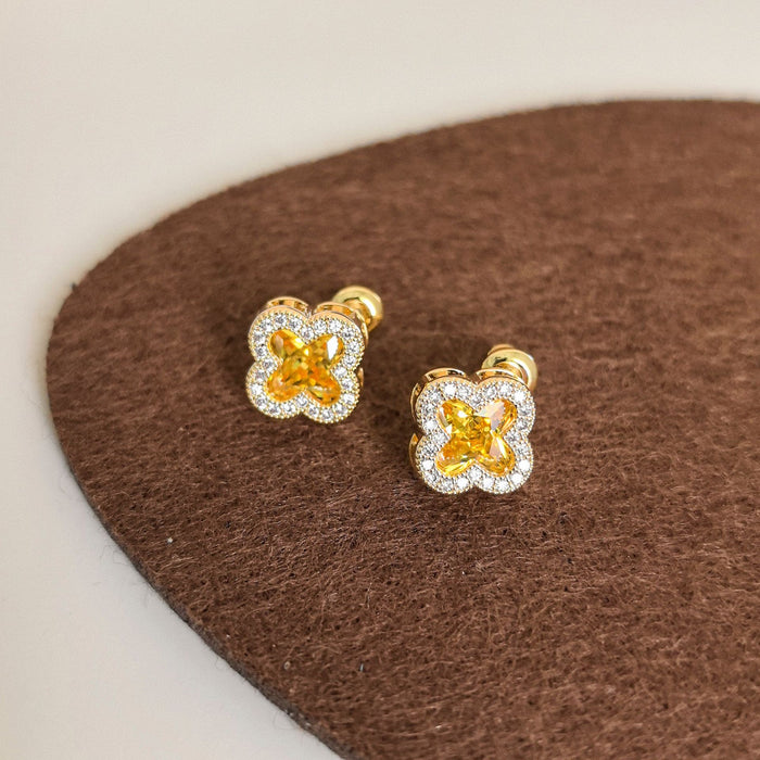 Wholesale Copper Inlaid Zircon Four-leaf Clover Ear Clip JDC-ES-HanJie002