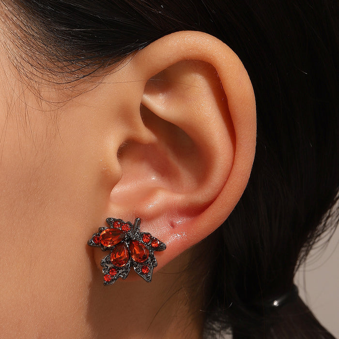 Wholesale Retro niche full diamond maple leaf earrings, elegant and luxurious earrings, earrings and accessories