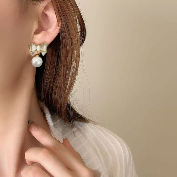 Wholesale Butterfly Knot Pearl Earrings, Light Luxury, High Grade, Multi Design, Earnail Earrings