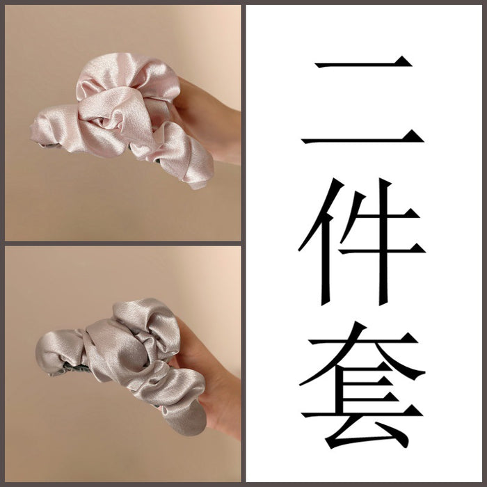 Wholesale Flash pleated grip satin high-end feel, shark clip at the back of the head, simple hair clip, fashionable headwear