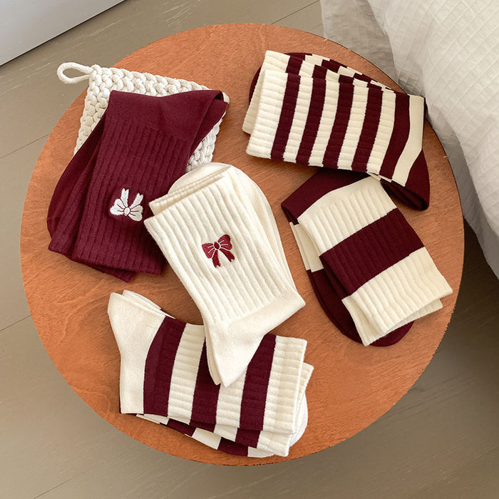 Wholesale Middle tube sock college style boneless pile sock cotton