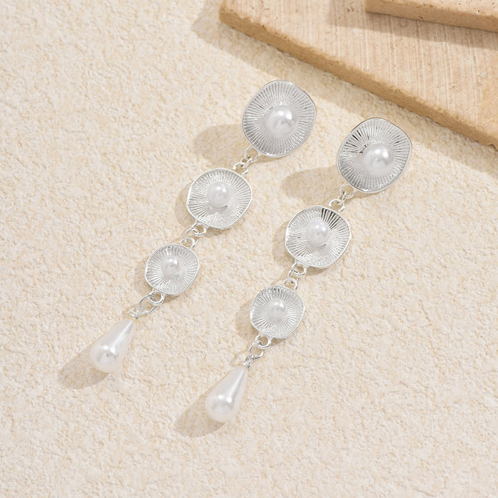 Wholesale Round tassel pearl earrings with a light luxury and high-end feel, exaggerated personality, long water droplet earrings