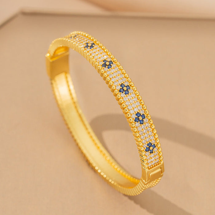 Wholesale Copper-plated zirconium titanium steel four-leaf clover necklace set