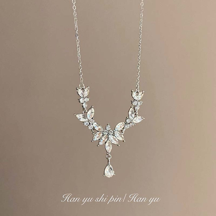 Wholesale silver rhinestone leaves flower necklace super fairy Flower Branch clavicle chain