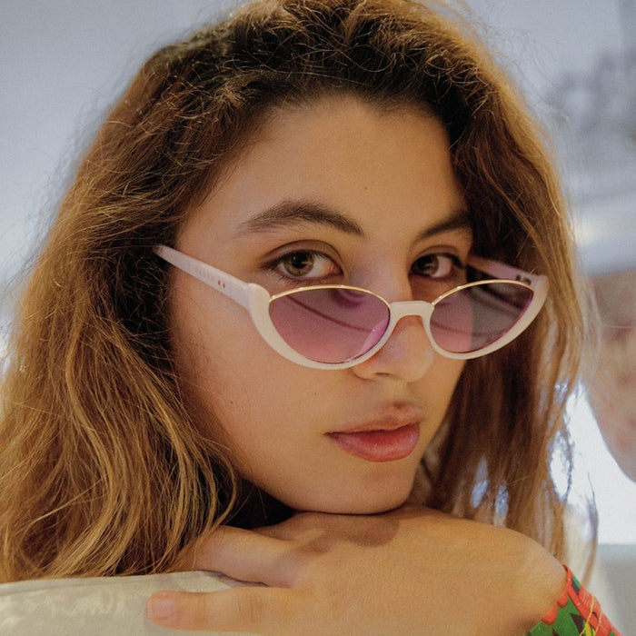 Wholesale Cat eye half frame sunglasses, niche retro glasses, fashionable and personalized sunglasses