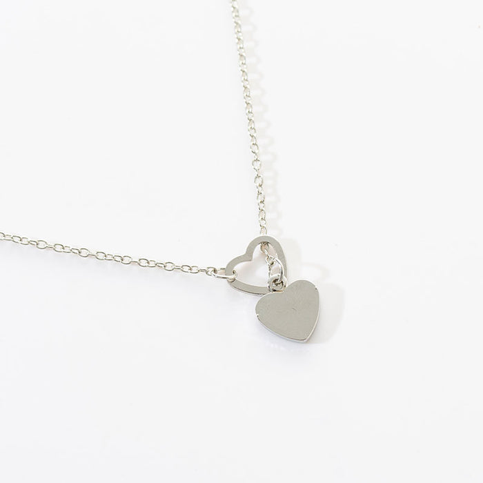 Wholesale Simple alloy hollow heart necklace mixed with neckband, pull-out heart pendant, collarbone chain, neck chain