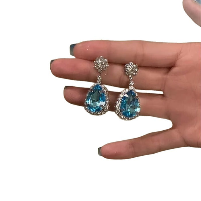 Wholesale Diamond-Encrusted Water Drop Pendant Necklace Necklace