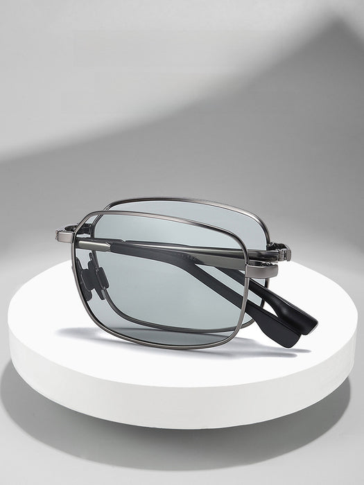 Wholesale Metal folding sunglasses for men, fashionable and high-end, sunscreen and radiation resistant sunglasses for women