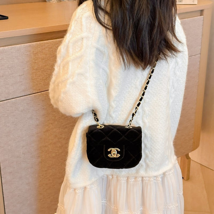 Wholesale Little -style chain crossbody bag,  versatile diamond-patterned leopard print velvet small coin purse for children and babies