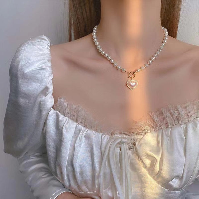 Wholesale Glass pearl necklace, women's light luxury, niche design, caring collarbone, high-end temperament, socialite