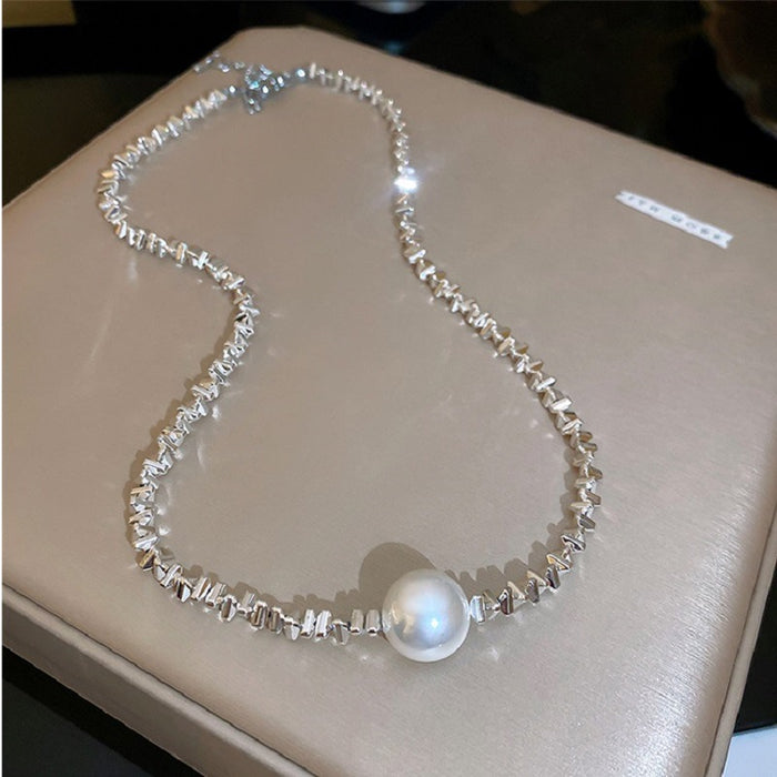 Wholesale New irregular pearl necklace, light luxury, niche design, collarbone chain