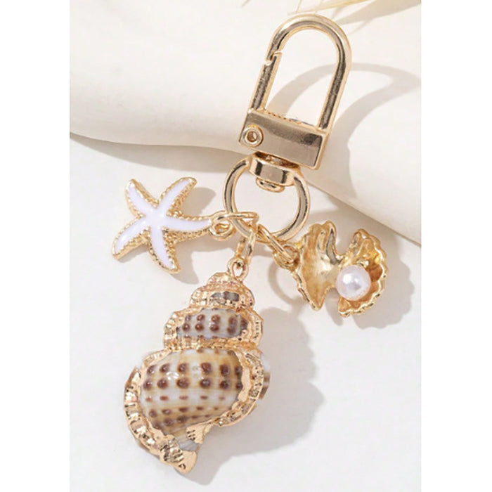 Wholesale Fashionable natural shell keychain, simple and high-end, conch imitation pearl bag pendant