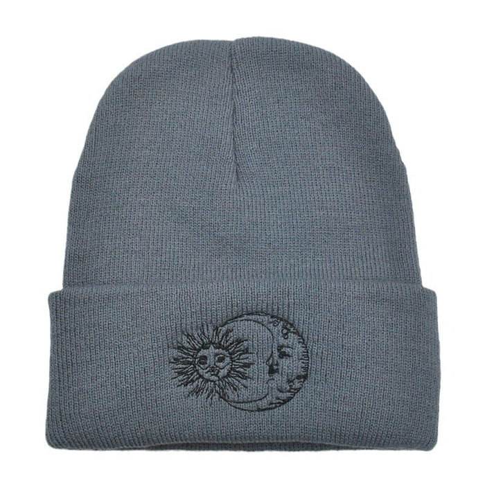 Wholesale Autumn and Winter Sun Moon Embroidery Knitted Wool Hat JDC-FH-PeiN022