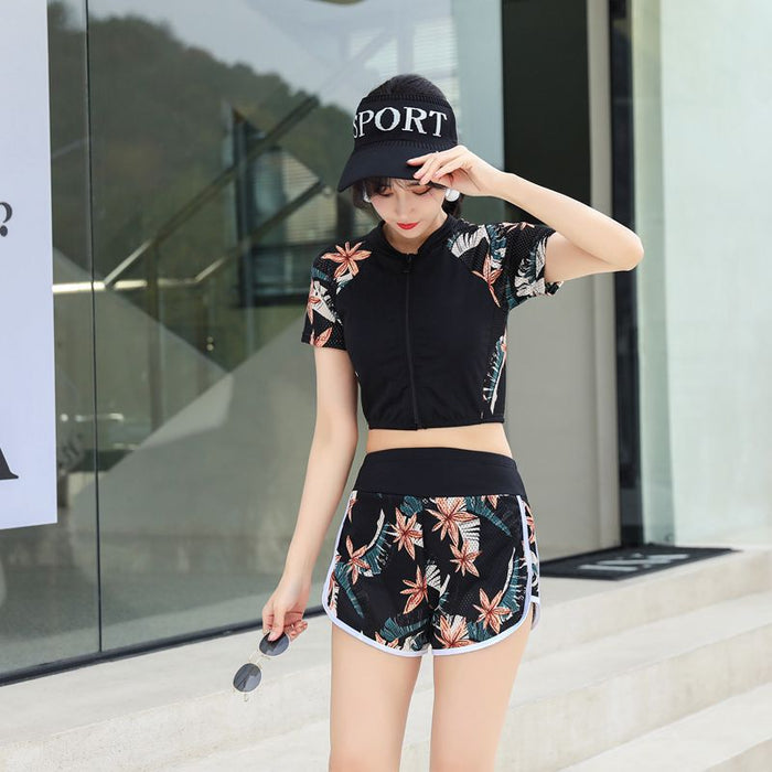 Wholesale Swimsuit sports split type hot spring conservative