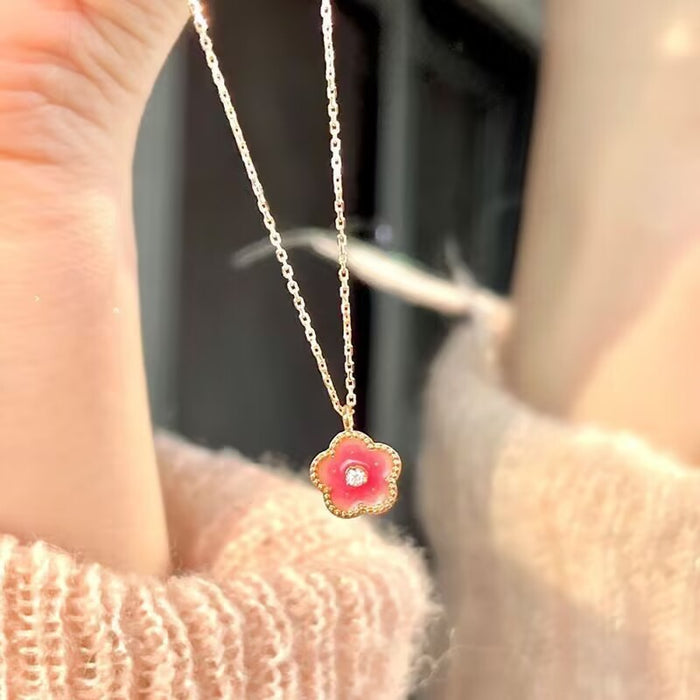 Wholesale Light luxury niche high-end peach blossom necklace
