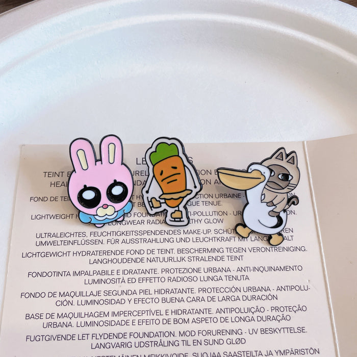 Wholesale Cartoon cute metal badge accessories