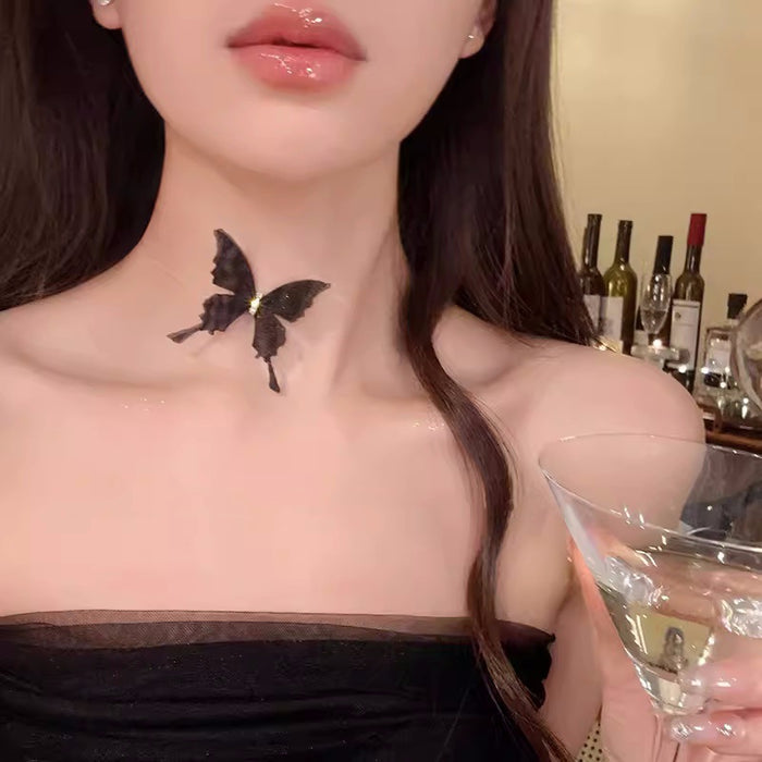 Wholesale Diamond studded bow necklace with personalized design and fashionable collarbone chain temperament