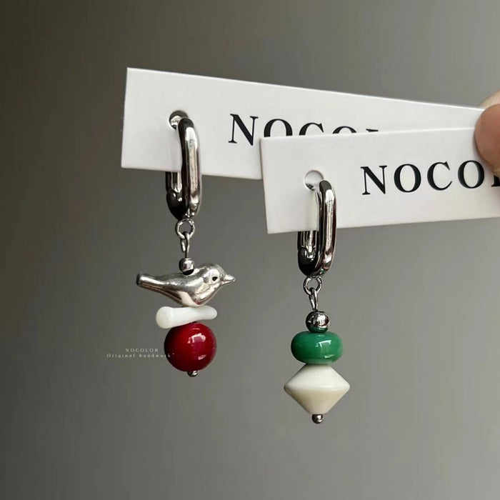 Wholesale Retro bead asymmetrical flower ear buckle design with a sense of niche temperament, simple and unique ear buckle