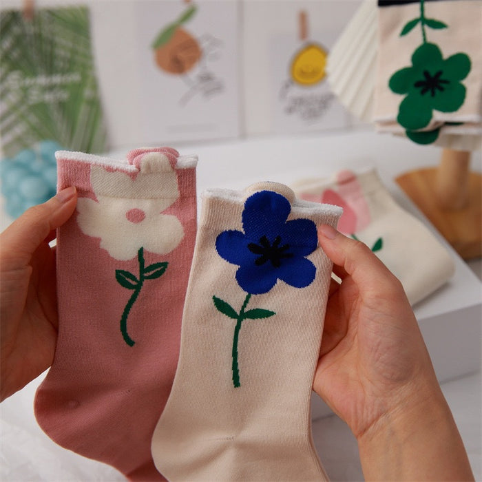 Wholesale Sweet and lovely flower tube socks, trendy and artistic socks