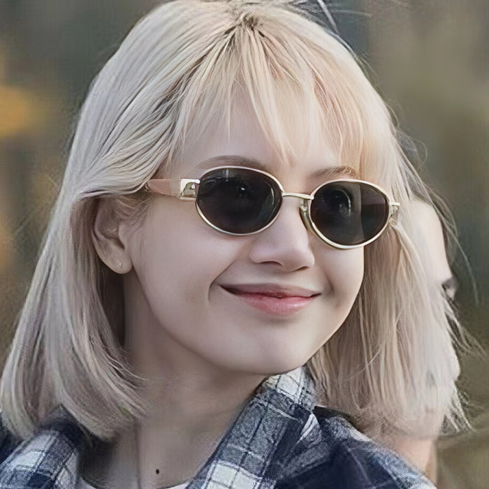 Wholesale Sunglasses with a high-end feel, fashionable retro style, European and American trendy glasses, UV resistant