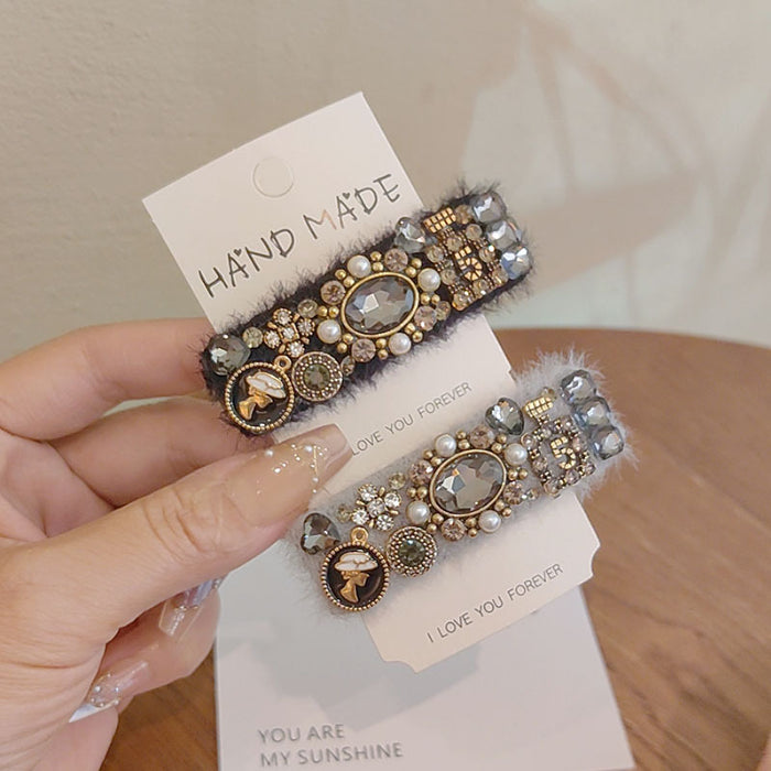 Wholesale retro Plush Women's hair clip