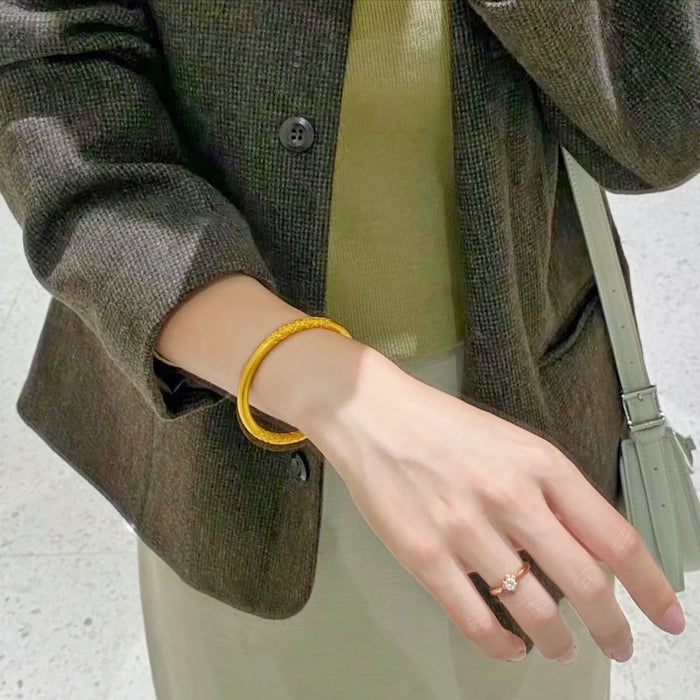 Wholesale Curly grass pattern bracelet brass gold-plated fine workmanship solid ring bracelet