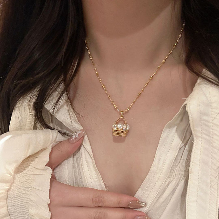 Wholesale Magic Chain Pearl Small Flower Basket Necklace Flash Diamond Clavicle Chain