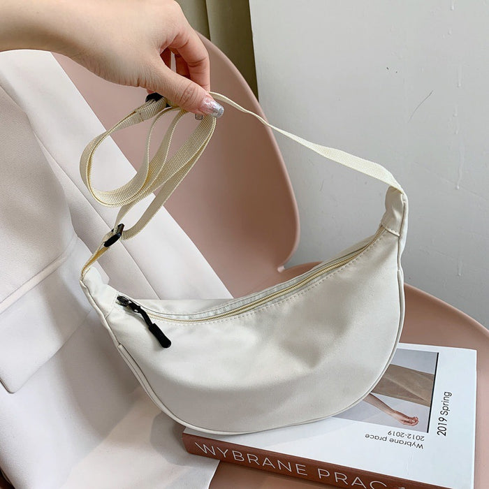 Wholesale Nylon crossbody bag, new fashion, lightweight, commuting, large capacity, simple shoulder bag