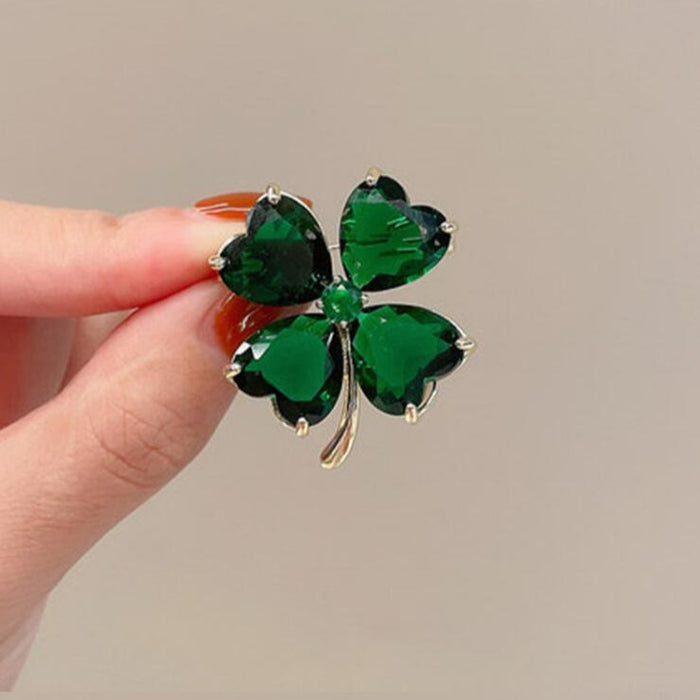 Wholesale Four leaf clover brooch, high-end crystal temperament brooch, exquisite niche accessory
